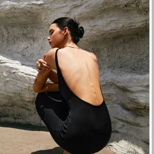 Commense Brand Classic Open Back Midi Dress